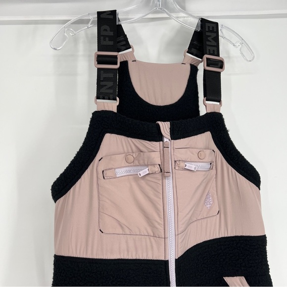 Free People Hit The Slopes Black Purple Sherpa Outdoor Winter Overalls Ski Bib S - Picture 4 of 9